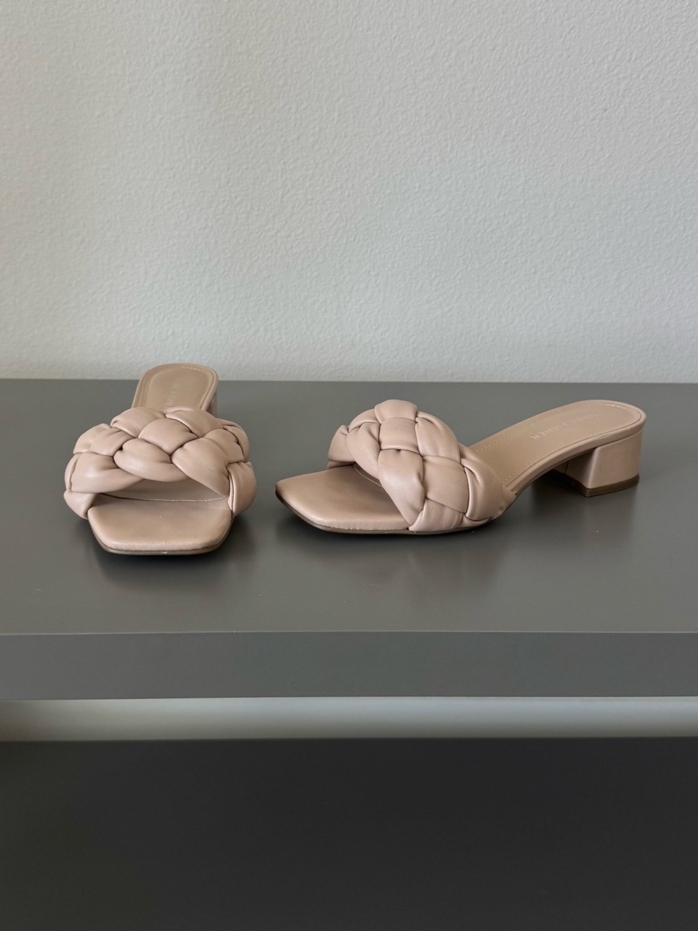 MARC FISHER Calvie Slide Sandal - Picture 2 of 10